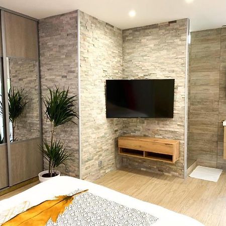 Le Menhir 2 Jacuzzi Spa Terasse Barbecue La Roche-Blanche  Luaran gambar