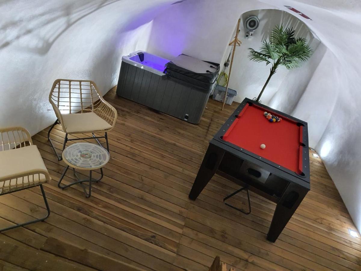 Le Menhir 2 Jacuzzi Spa Terasse Barbecue La Roche-Blanche  Luaran gambar